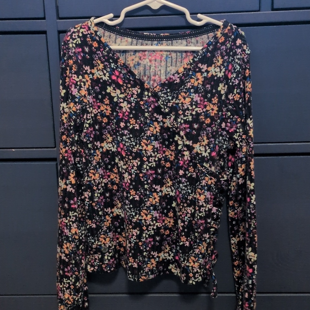 Girls Sweaters, Bundle Of Sweaters, Girls Size 7/8, Excellent Condition - Picture 3 of 12